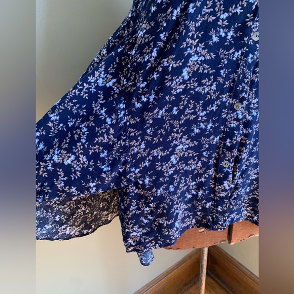 Umgee layered blouse floral tunic - Picture 3 of 9